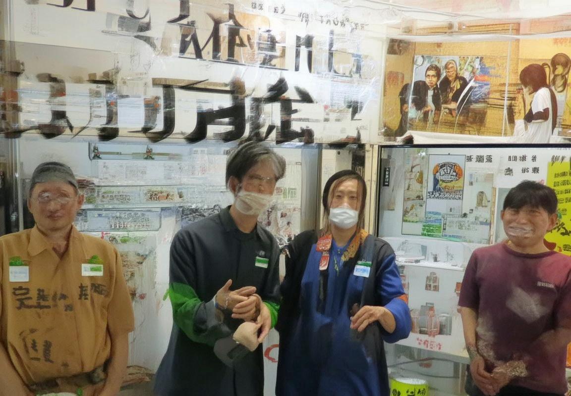 巴萨曼联欧冠对决：传奇对决与足球文化交融(图2)